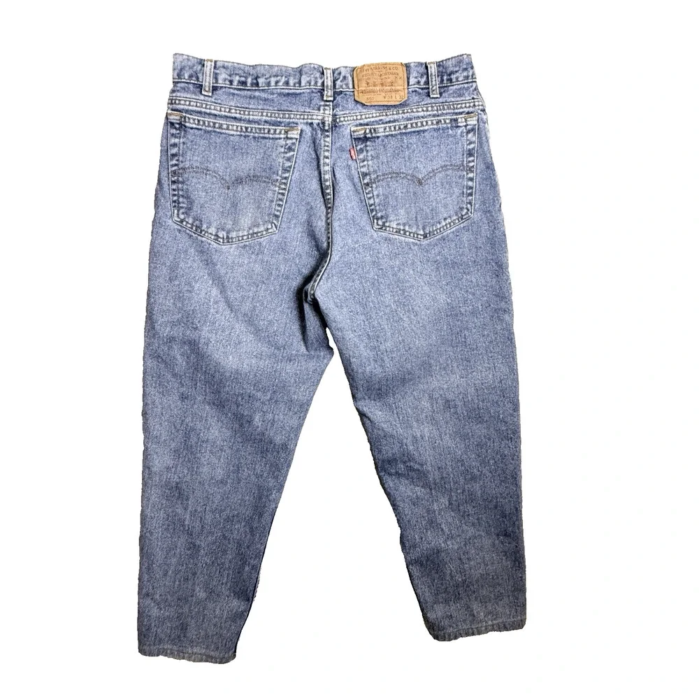 Levis levi 550